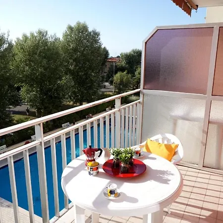 Lovely Flat With Balcony And Shared Swimming Pool Porto Santa Margherita di Caorle