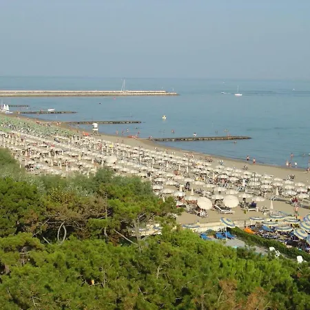 Lovely Flat With Balcony And Shared Swimming Pool Porto Santa Margherita di Caorle